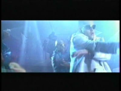 Click to view full size image
==============
out_of_your_mind_clipe_(105).jpg out_of_your_mind_clipe_(105).jpg