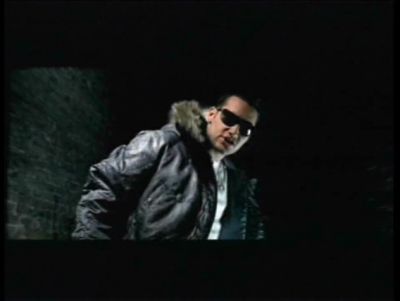 Click to view full size image
==============
out_of_your_mind_clipe_(87).jpg out_of_your_mind_clipe_(87).jpg