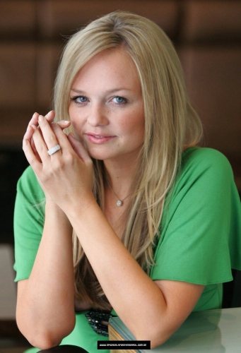 Click to view full size image
==============
40552_colognehotel2_123_643lo.jpg 40552_colognehotel2_123_643lo.jpg