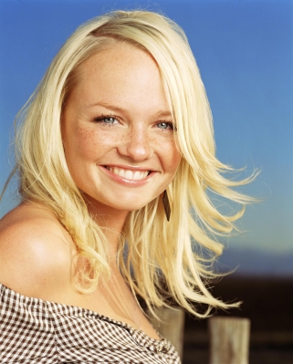 Click to view full size image
==============
31062_emma_bunton_03.jpg 31062_emma_bunton_03.jpg