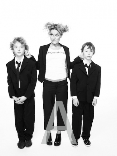 Click to view full size image
==============
glamour06.jpg glamour06.jpg