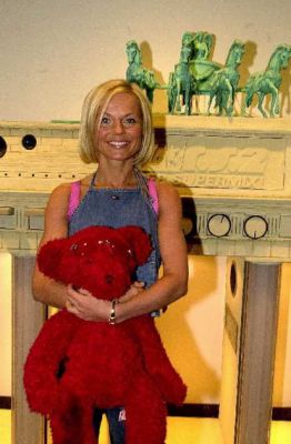 Click to view full size image
==============
berlin0030ph.jpg berlin0030ph.jpg