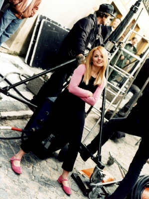 Click to view full size image
==============
709c0_377_49253.jpg 709c0_377_49253.jpg