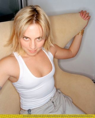 Click to view full size image
==============
mellyc063cp.jpg mellyc063cp.jpg