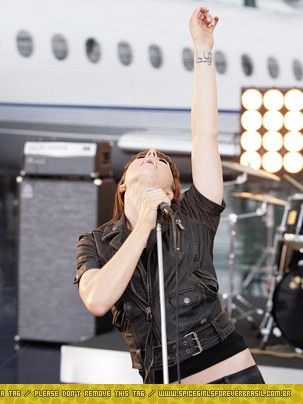 -We-Love-To-Entertain-You-promotial-photos-melanie-chisholm-9739377-303-404.jpg -We-Love-To-Entertain-You-promotial-photos-melanie-chisholm-9739377-303-404.jpg