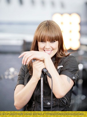 -We-Love-To-Entertain-You-promotial-photos-melanie-chisholm-9739384-303-404.jpg -We-Love-To-Entertain-You-promotial-photos-melanie-chisholm-9739384-303-404.jpg