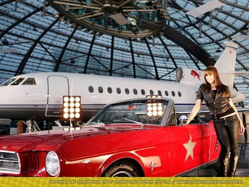 -We-Love-To-Entertain-You-promotial-photos-melanie-chisholm-9739406-500-375.jpg -We-Love-To-Entertain-You-promotial-photos-melanie-chisholm-9739406-500-375.jpg