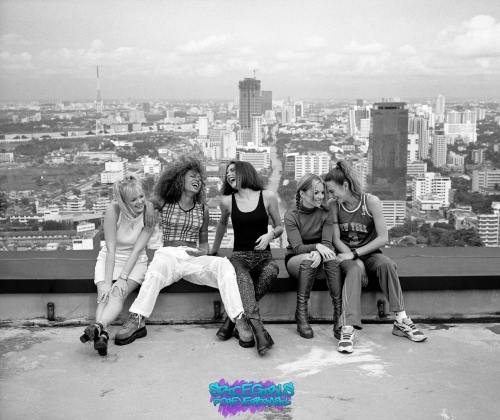 Click to view full size image
==============
dl_beatsnoop_com-3000-WYvVtMuHfC.jpg dl_beatsnoop_com-3000-WYvVtMuHfC.jpg