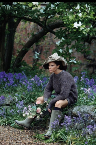 Click to view full size image
==============
victoria-beckham.jpg victoria-beckham.jpg