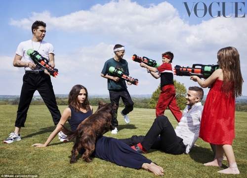 SGFB_VogueUK00003.jpg