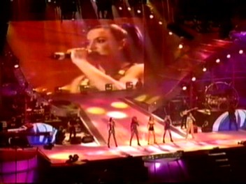 Istanbul_02_If_U_Cant_Dance_(131).jpg Istanbul_02_If_U_Cant_Dance_(131).jpg