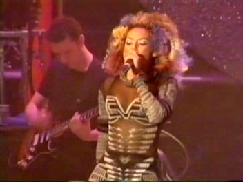 Istanbul_02_If_U_Cant_Dance_(164).jpg Istanbul_02_If_U_Cant_Dance_(164).jpg