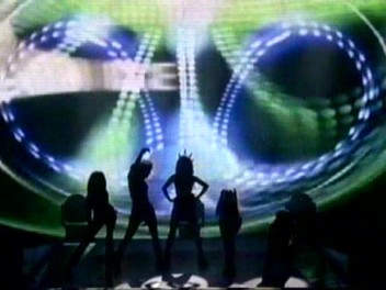 Istanbul_02_If_U_Cant_Dance_(187).jpg Istanbul_02_If_U_Cant_Dance_(187).jpg