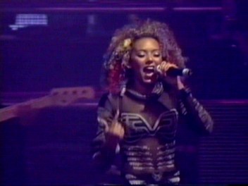 Istanbul_04_Something_Kinda_Funny_(71).jpg Istanbul_04_Something_Kinda_Funny_(71).jpg