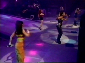 Istanbul_04_Something_Kinda_Funny_(89).jpg Istanbul_04_Something_Kinda_Funny_(89).jpg