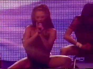 Istanbul_08_Naked_(13).jpg Istanbul_08_Naked_(13).jpg