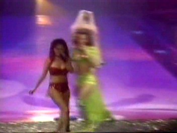 Istanbul_13_Love_Thing_(167).jpg Istanbul_13_Love_Thing_(167).jpg