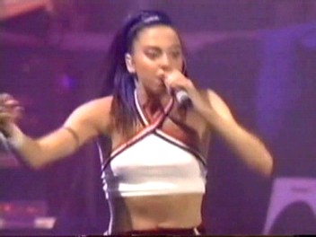 Istanbul_13_Love_Thing_(246).jpg Istanbul_13_Love_Thing_(246).jpg