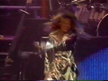 Istanbul_15_Move_Over_(145).jpg Istanbul_15_Move_Over_(145).jpg