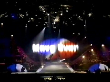 Istanbul_15_Move_Over_(2).jpg Istanbul_15_Move_Over_(2).jpg