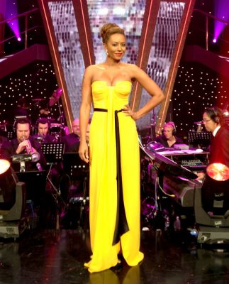 Click to view full size image
==============
dwtsfashion_week5.jpg dwtsfashion_week5.jpg