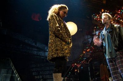 Click to view full size image
==============
300404-Rent01.jpg 300404-Rent01.jpg