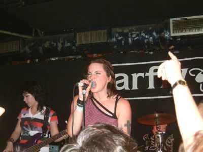 Click to view full size image
==============
mcbarfly150.jpg mcbarfly150.jpg