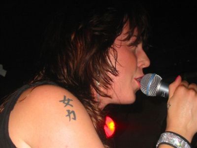 Click to view full size image
==============
barfly_glasgow_014.jpg barfly_glasgow_014.jpg