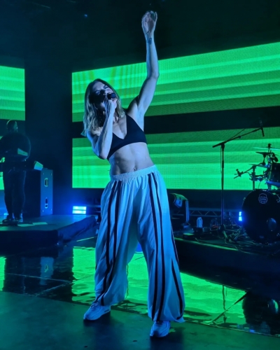 Click to view full size image
==============
SGFB_tour00018.jpg SGFB_tour00018.jpg