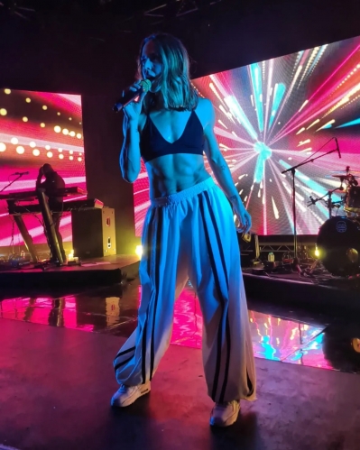 Click to view full size image
==============
SGFB_tour00021.jpg SGFB_tour00021.jpg