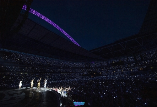 Click to view full size image
==============
SGFB_Wembley00012.jpg SGFB_Wembley00012.jpg