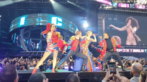 Click to view full size image
==============
SGFB_wembley00014.jpg SGFB_wembley00014.jpg