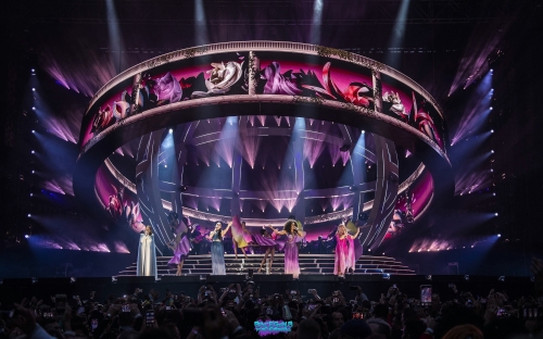 Click to view full size image
==============
SGFB_wembley200009.jpg SGFB_wembley200009.jpg