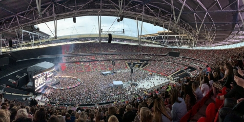 Click to view full size image
==============
SGFB_wembley00036.jpg SGFB_wembley00036.jpg