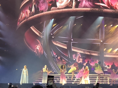 Click to view full size image
==============
SGFB_wembley00048.jpg SGFB_wembley00048.jpg