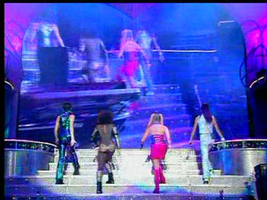 Wembley_02_If_U_Cant_Dance_(72).jpg Wembley_02_If_U_Cant_Dance_(72).jpg