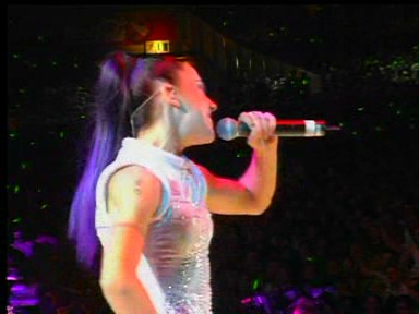 Wembley_03_Who_Do_You_Think_You_Are_(185).jpg Wembley_03_Who_Do_You_Think_You_Are_(185).jpg