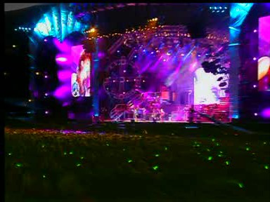 Wembley_03_Who_Do_You_Think_You_Are_(198).jpg Wembley_03_Who_Do_You_Think_You_Are_(198).jpg