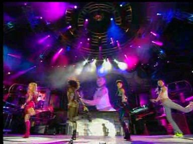 Wembley_03_Who_Do_You_Think_You_Are_(9).jpg Wembley_03_Who_Do_You_Think_You_Are_(9).jpg