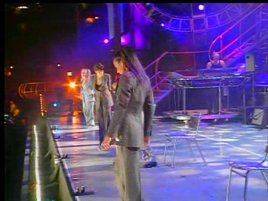 Wembley_06_Too_Much_(12).jpg Wembley_06_Too_Much_(12).jpg